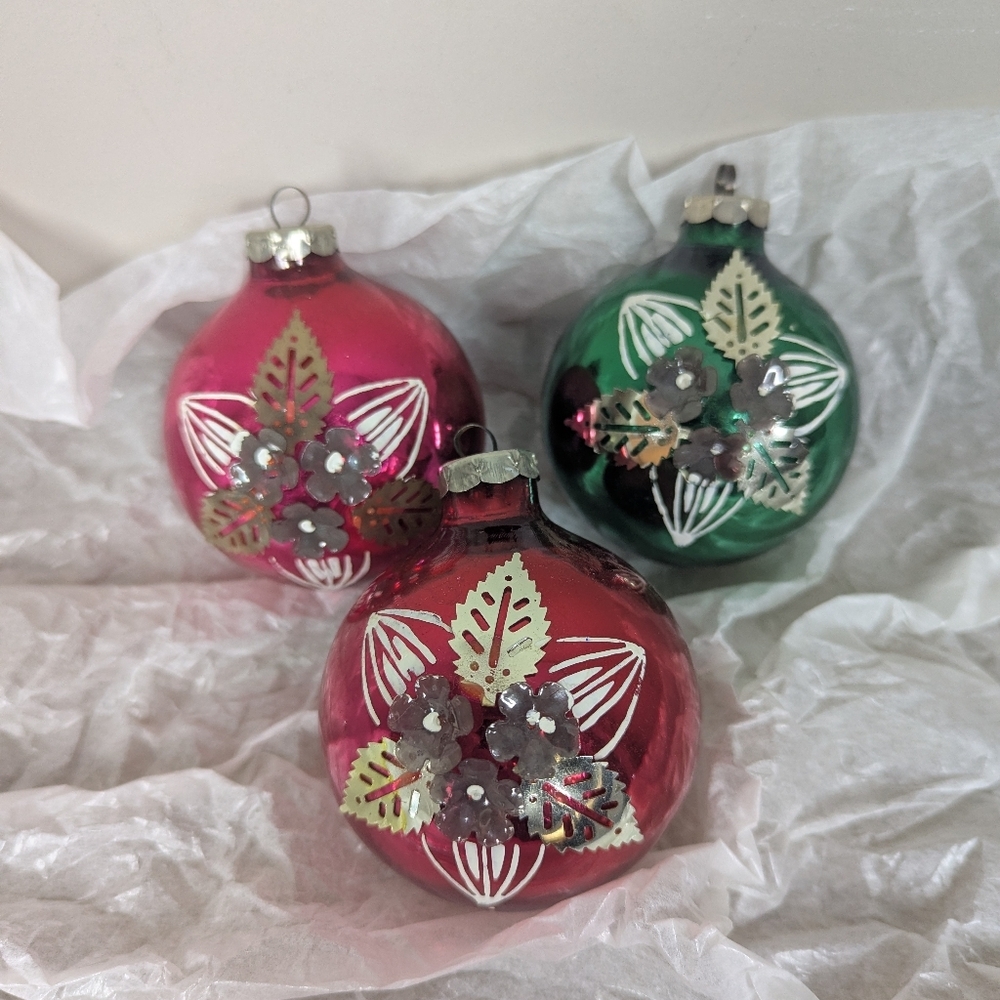 Vintage Christmas glass ball ornaments  3D flower & leaf design East Germany
